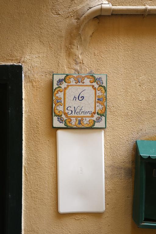 La Grotta Di Partenope Apartment Napoli Bagian luar foto