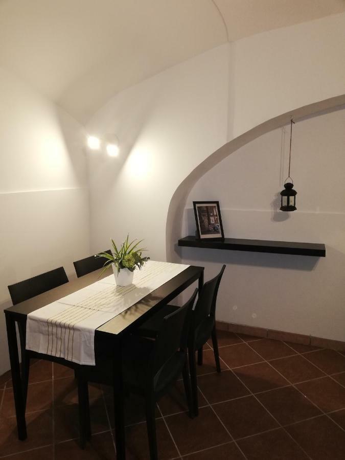 La Grotta Di Partenope Apartment Napoli Bagian luar foto